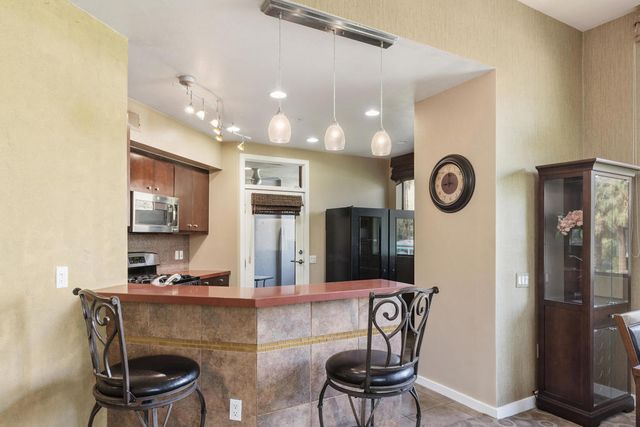 780 E Palm Canyon Drive 202, Palm Springs, CA 92262