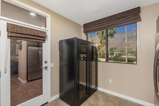 780 E Palm Canyon Drive 202, Palm Springs, CA 92262