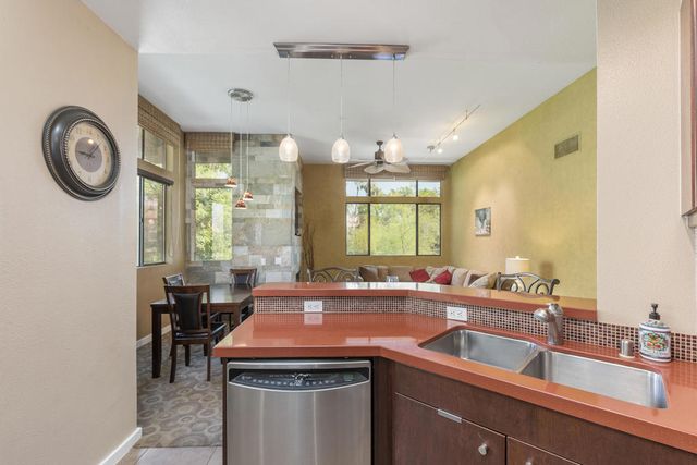 780 E Palm Canyon Drive 202, Palm Springs, CA 92262