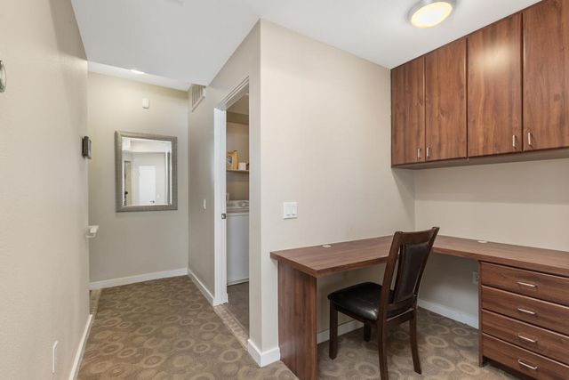 780 E Palm Canyon Drive 202, Palm Springs, CA 92262
