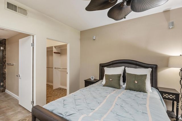 780 E Palm Canyon Drive 202, Palm Springs, CA 92262