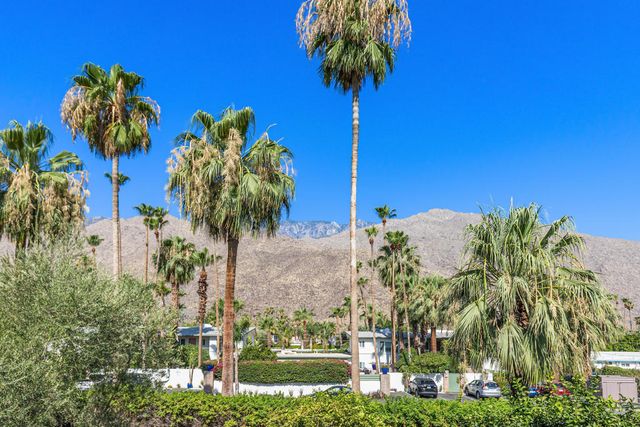 780 E Palm Canyon Drive 202, Palm Springs, CA 92262