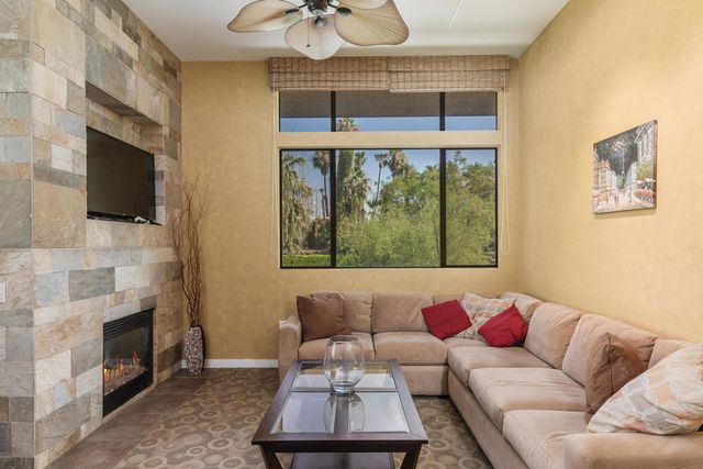 780 E Palm Canyon Drive 202, Palm Springs, CA 92262