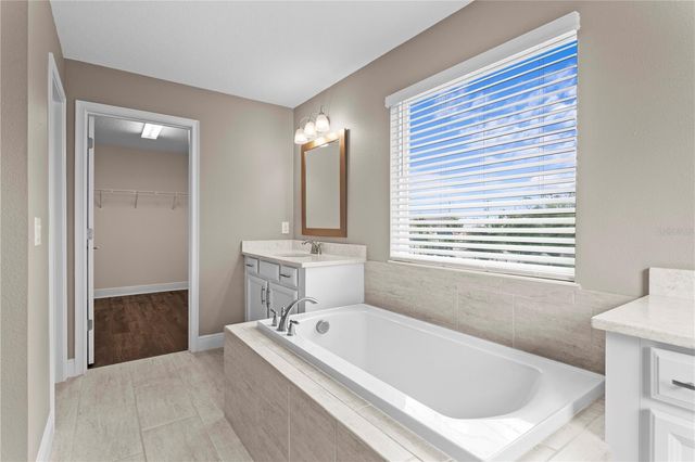 5630 GRAND SONATA AVENUE, Lutz, FL 33558