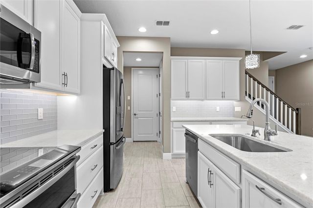 5630 GRAND SONATA AVENUE, Lutz, FL 33558