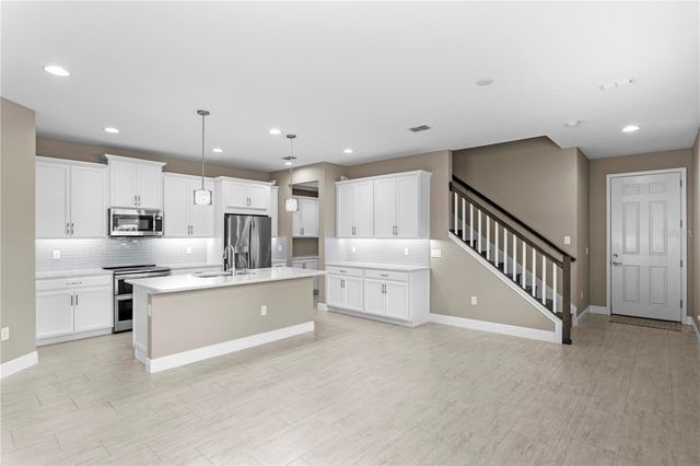 5630 GRAND SONATA AVENUE, Lutz, FL 33558
