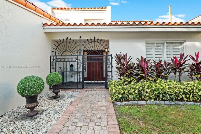 1211 Algeria Ave *, Coral Gables, FL 33134