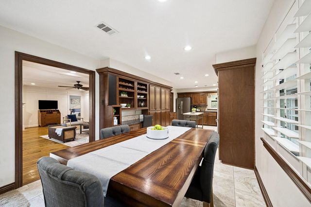 2 Chatterbird Lane, Spring, TX 77380