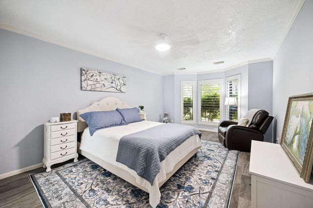 2 Chatterbird Lane, Spring, TX 77380