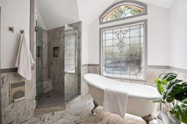 2 Chatterbird Lane, Spring, TX 77380