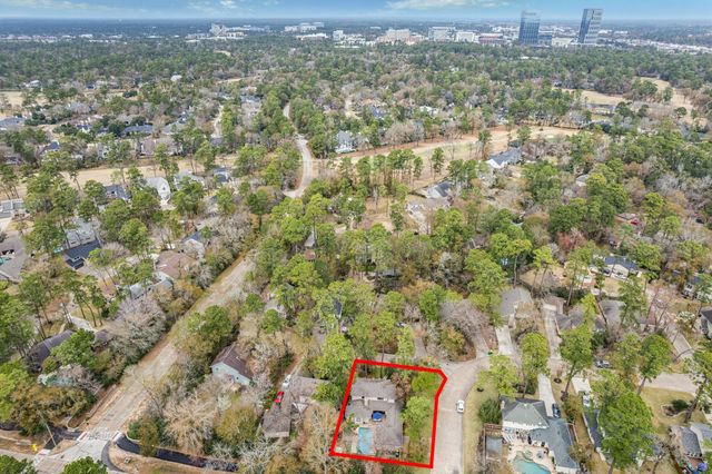 2 Chatterbird Lane, Spring, TX 77380