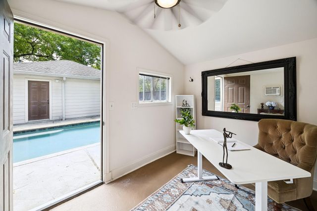 2 Chatterbird Lane, Spring, TX 77380