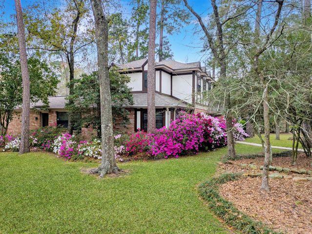 2 Chatterbird Lane, Spring, TX 77380