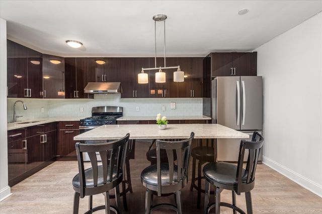 6011 Broadway Apt 5E, New York City, NY 11377