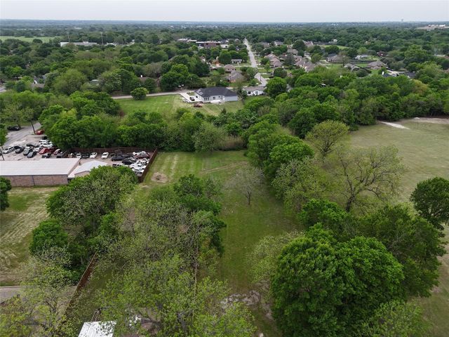 307 N Dallas Avenue, Lancaster, TX 75146