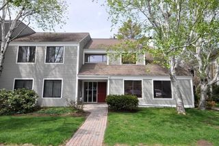 21 Concord Green 8, Concord, MA 01742