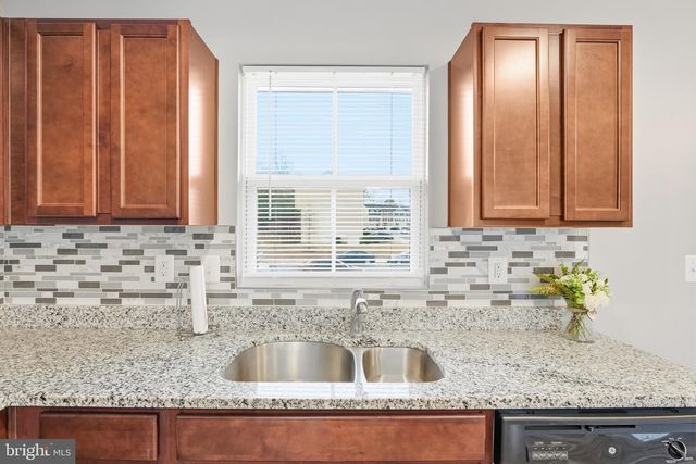 35209 SARA CT, Locust Grove, VA 22508