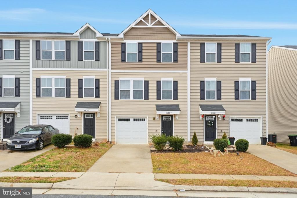 35209 SARA CT, Locust Grove, VA 22508