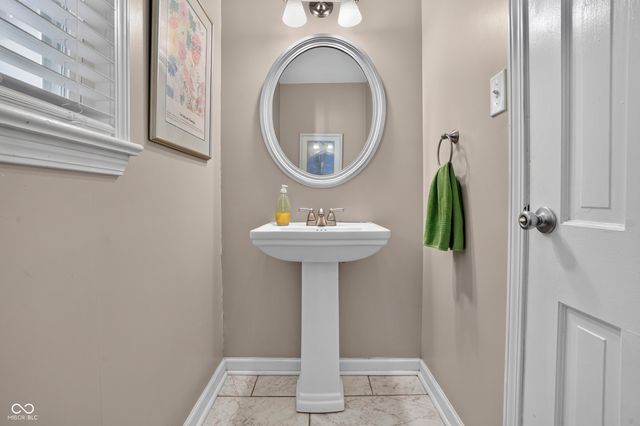 1705 Sturbridge Road, Indianapolis, IN 46260