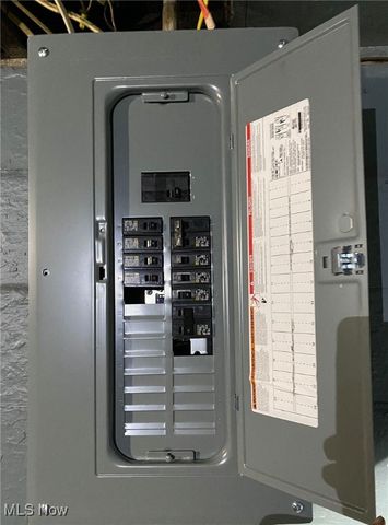 6108 Gateway Boulevard S, Elyria, OH 44035