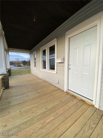 6108 Gateway Boulevard S, Elyria, OH 44035