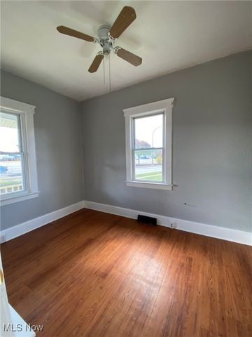 6108 Gateway Boulevard S, Elyria, OH 44035