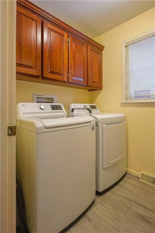 2303 Lynn Road, Excelsior Springs, MO 64024