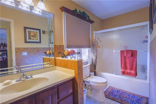 2303 Lynn Road, Excelsior Springs, MO 64024