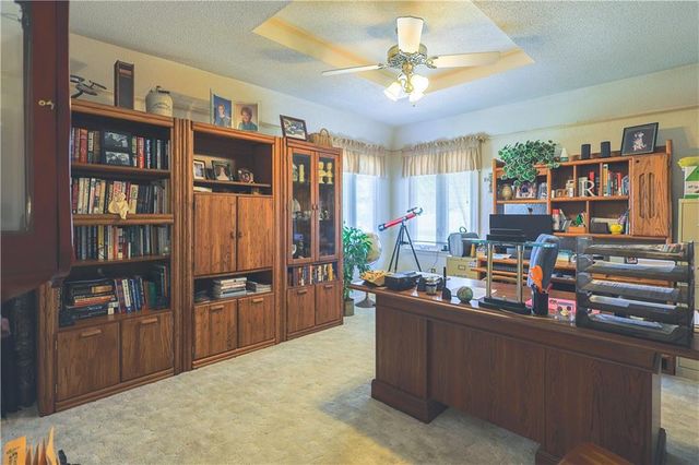 2303 Lynn Road, Excelsior Springs, MO 64024