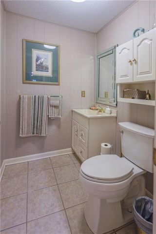 2303 Lynn Road, Excelsior Springs, MO 64024