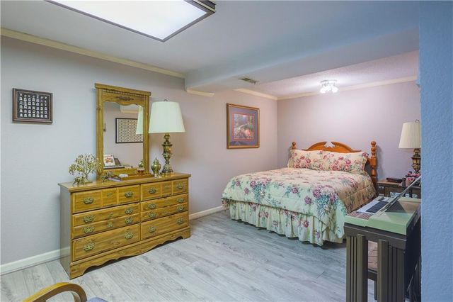 2303 Lynn Road, Excelsior Springs, MO 64024