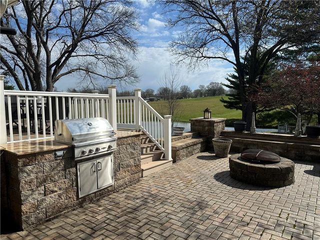 2303 Lynn Road, Excelsior Springs, MO 64024