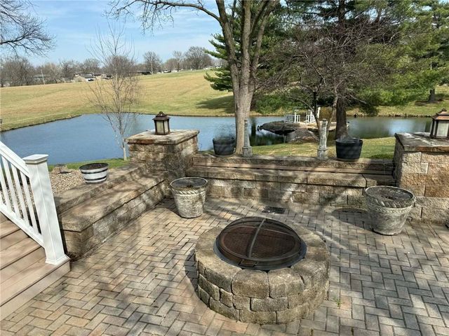 2303 Lynn Road, Excelsior Springs, MO 64024