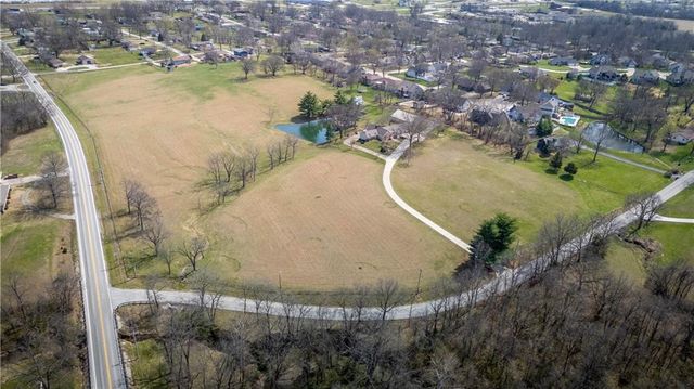 2303 Lynn Road, Excelsior Springs, MO 64024