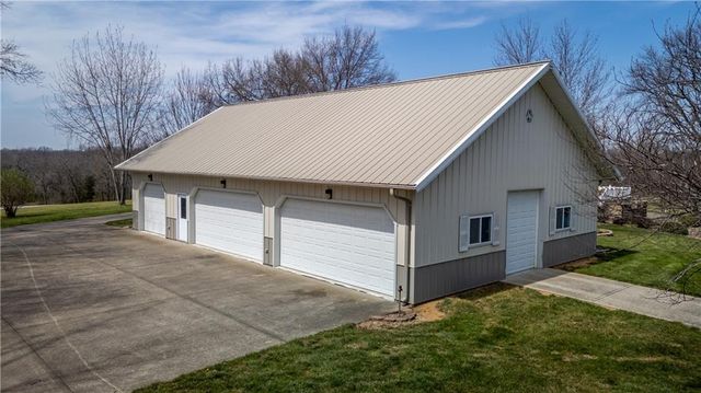2303 Lynn Road, Excelsior Springs, MO 64024
