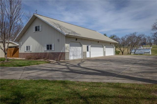 2303 Lynn Road, Excelsior Springs, MO 64024