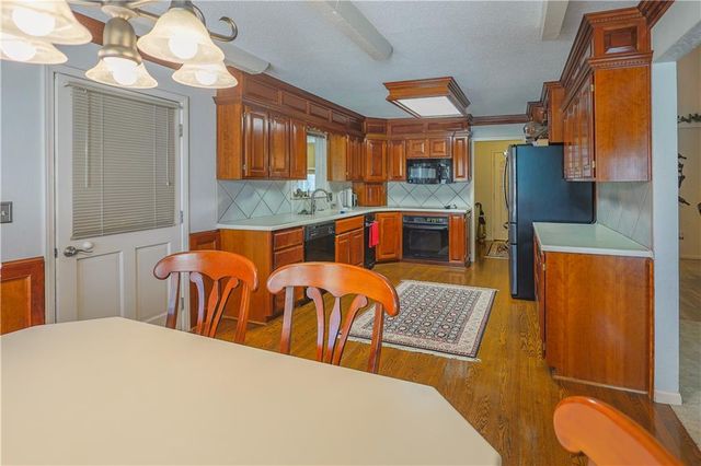 2303 Lynn Road, Excelsior Springs, MO 64024
