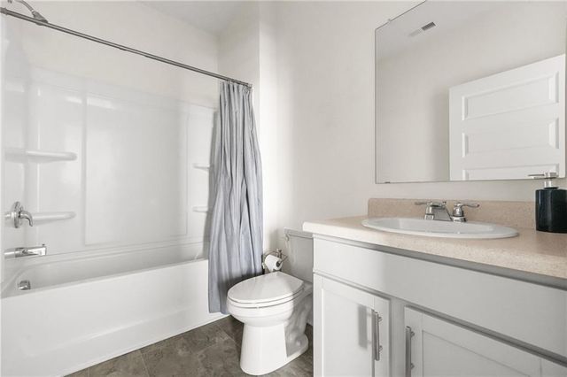 32 Graham Campbell Lane, Statham, GA 30666