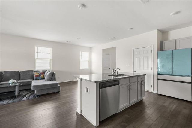 32 Graham Campbell Lane, Statham, GA 30666