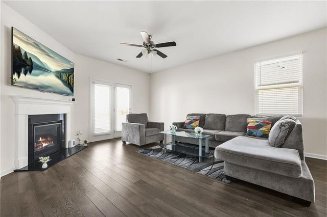 32 Graham Campbell Lane, Statham, GA 30666