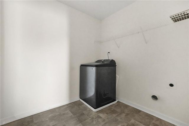 32 Graham Campbell Lane, Statham, GA 30666