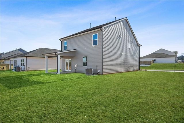 32 Graham Campbell Lane, Statham, GA 30666