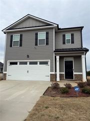 32 Graham Campbell Lane, Statham, GA 30666