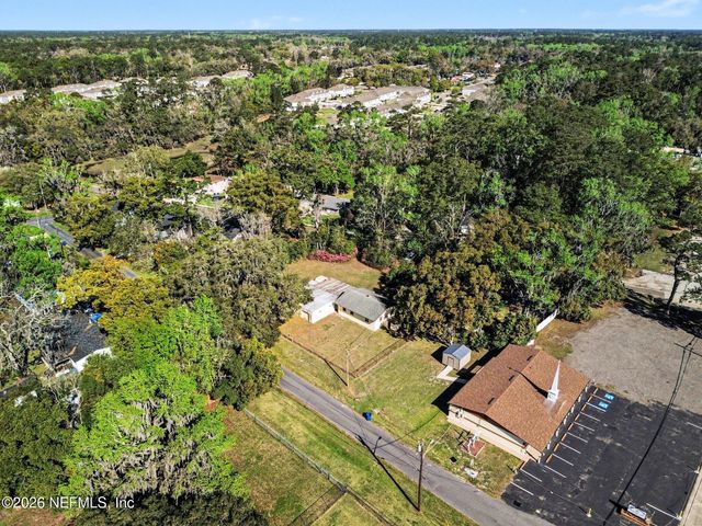 3026 BESSENT Road, Jacksonville, FL 32218