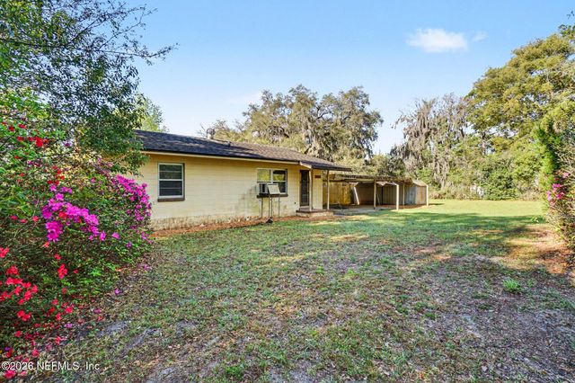 3026 BESSENT Road, Jacksonville, FL 32218