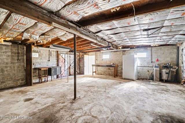 3026 BESSENT Road, Jacksonville, FL 32218