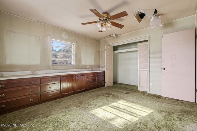 3026 BESSENT Road, Jacksonville, FL 32218