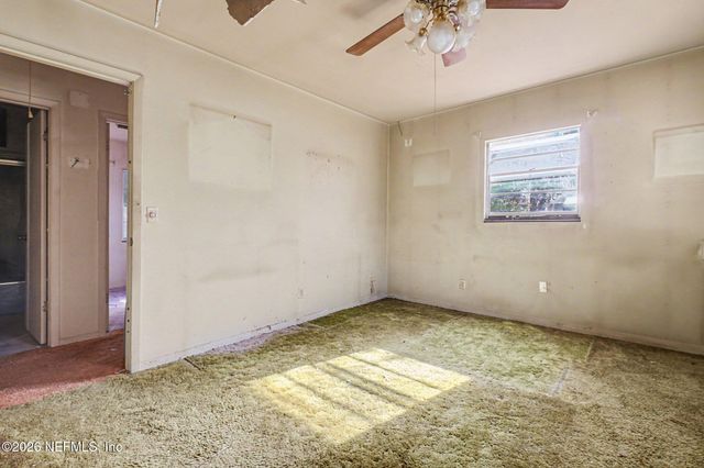 3026 BESSENT Road, Jacksonville, FL 32218