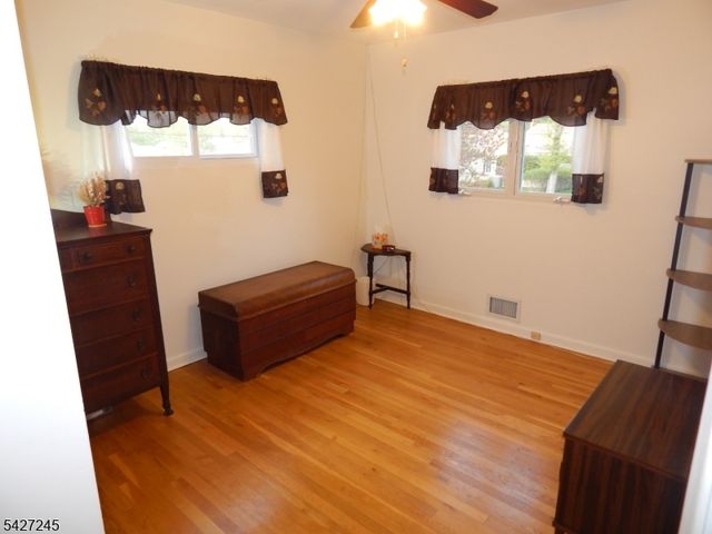 10 Lewis Rd, Montvale Boro, NJ 07645