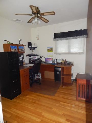 10 Lewis Rd, Montvale Boro, NJ 07645